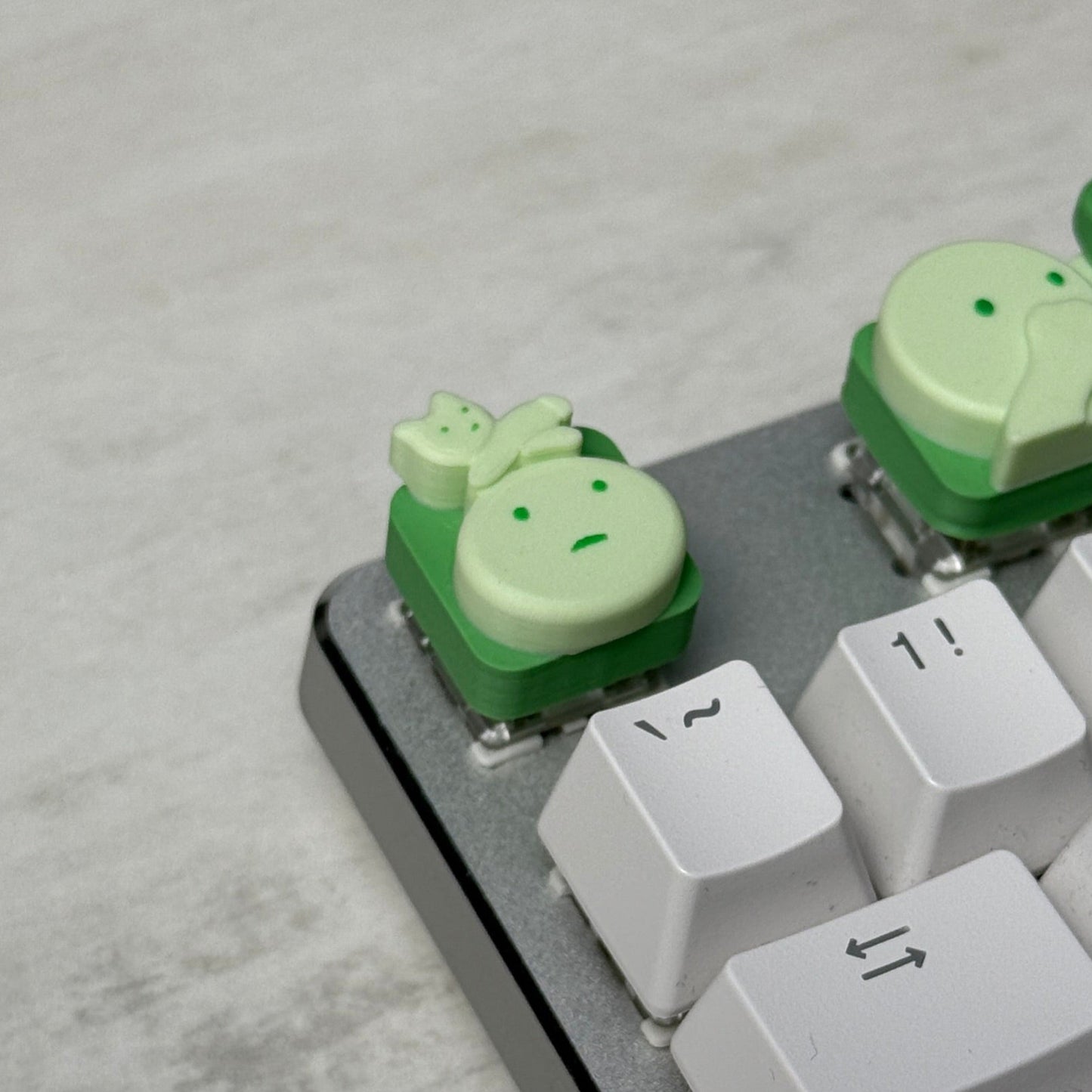 Smiski Cat Keycap & Keychain | Stress Relief Fidget | Cartoon Collection | 3D Printed Gifts